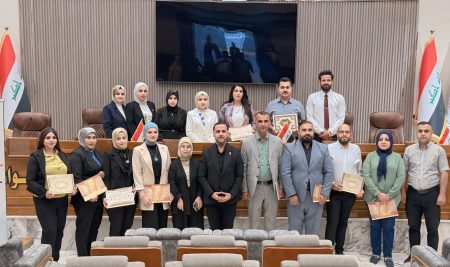 كلية التربية للعلوم الانسانية تقيم حفلًا تكريميًا للمتميزين الذين اجتازوا الدورات التدريبية من المتعينين الجدد