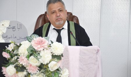 كلية التربية للعلوم الإنسانية تناقش إدارة المجازفة وعلاقتها بالإحساس النفسي بالمجتمع لدى ضباط جامعة الدفاع للدراسات العسكرية