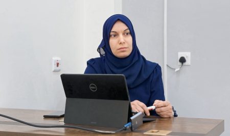 كلية التربية للعلوم الإنسانية تنظم ورشة عمل حول التحول في الأسلوبية من الإدراكي إلى العاطفي