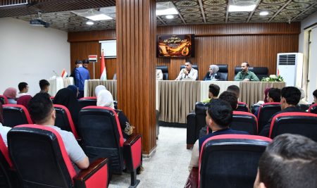 كلية التربية للعلوم الإنسانية تقيم مهرجانها الأول للشعر الشعبي في الكلية