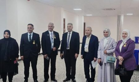 تدريسية من كلية التربية للعلوم الإنسانية تنال وسام الإبداع الدولي
