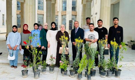 كلية التربية للعلوم الإنسانية تنظّم حملة تشجير لحدائق قسم اللغة الإنكليزية