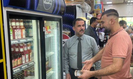 السيد عميد كلية التربية للعلوم الإنسانية يتفقد كافتريا الطلبة