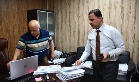 كلية التربية للعلوم الإنسانية تواصل استقبال المتقدمين للدراسات العليا