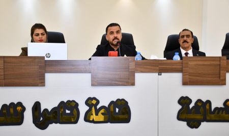 كلية التربية للعلوم الإنسانية تعقد ندوة علمية بعنوان: “الثورة الحسينية وأثرها في البعد الإنساني… شكل من أشكال التنمية البشرية”