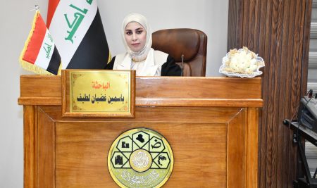 كلية التربية للعلوم الإنسانية تناقش شعر المتنبي في البحث اللغوي الحديث