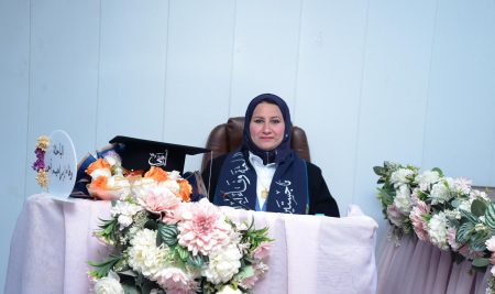 كلية التربية للعلوم الانسانية تناقش توظيف المعايير النصية في شعر حسان بن ثابت