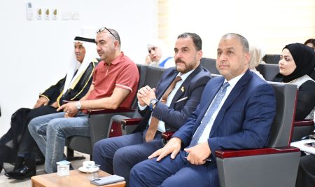 السيد عميد كلية التربية للعلوم الإنسانية يحضر مناقشة رسالة ماجستير في كلية العلوم بجامعة ديالى