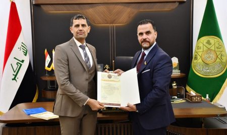 كلية التربية للعلوم الإنسانية تشهد مراسم تسليم واستلام مهام رئاسة قسم اللغة العربية
