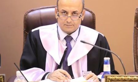 تدريسي من كلية التربية للعلوم الإنسانية عضواً في لجنة مناقشة أطروحة دكتوراه بالجامعة العراقية