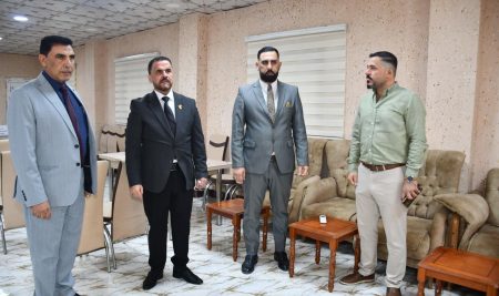 السيد عميد كلية التربية للعلوم الإنسانية يتابع استعدادات شعبة شؤون الطلبة والتسجيل لاستقبال الطلبة المقبولين مركزيًا