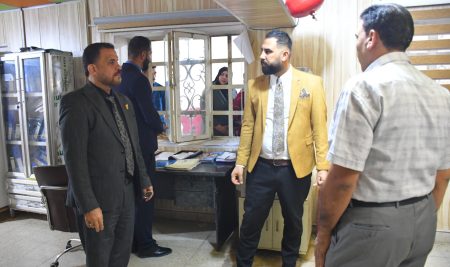 السيد عميد كلية التربية للعلوم الإنسانية يتابع استعدادات شعبة شؤون الطلبة والتسجيل لاستقبال الطلبة المقبولين مركزيًا